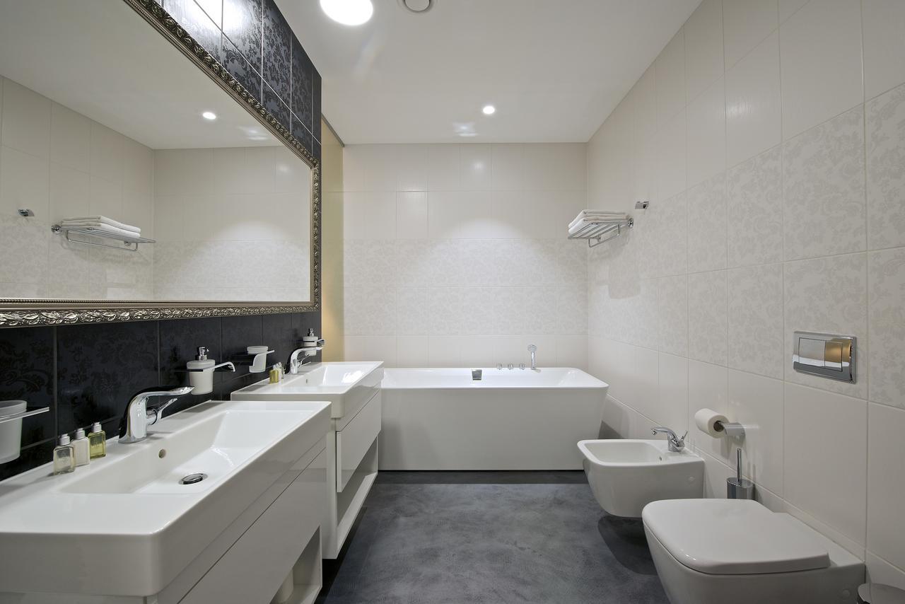 Zamek Ratmerice - Hotel & Resort Luaran gambar