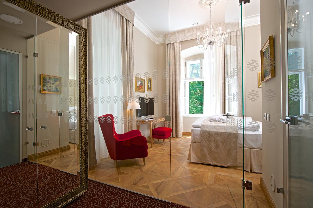 Zamek Ratmerice - Hotel & Resort Luaran gambar