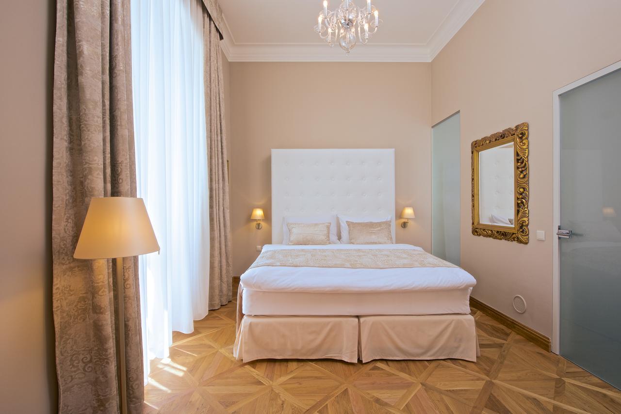 Zamek Ratmerice - Hotel & Resort Luaran gambar