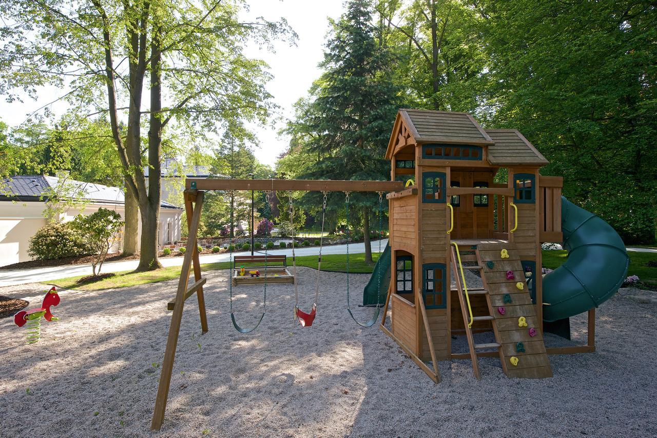 Zamek Ratmerice - Hotel & Resort Luaran gambar