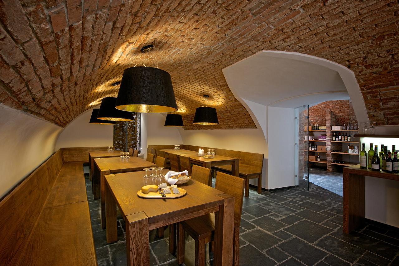 Zamek Ratmerice - Hotel & Resort Luaran gambar